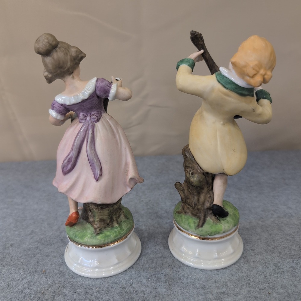 Vintage Ardalt Japan Hand Painted Lennwile China Musical Couple Figurines FLAW - Picture 2 of 4